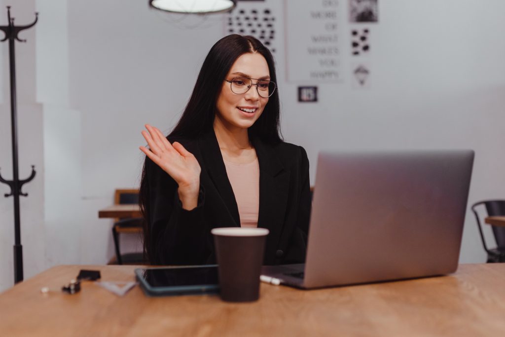 how to prepare for a Zoom interview maintain pleasing aura