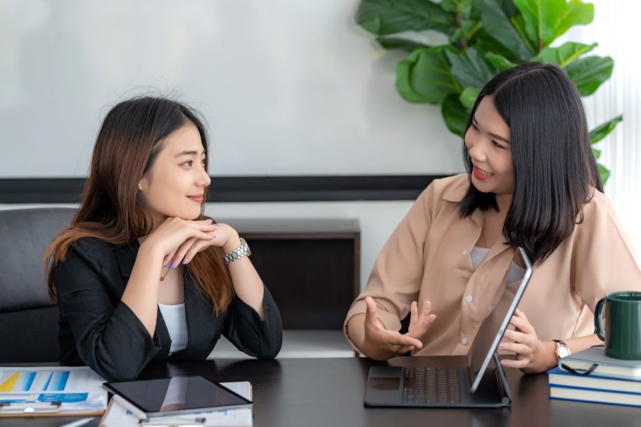 career shifter talking to career transition coach